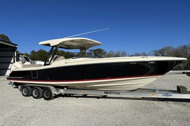 30' Chris-craft 2019 Yacht For Sale